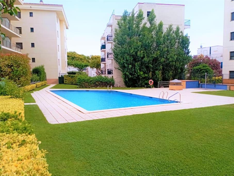 Apartamento En Primera Linea De Mar ロザス エクステリア 写真