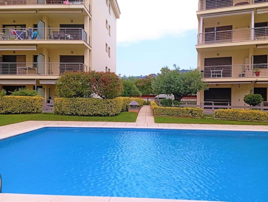 Apartamento En Primera Linea De Mar ロザス エクステリア 写真