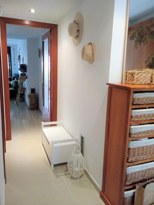 Apartamento En Primera Linea De Mar ロザス エクステリア 写真