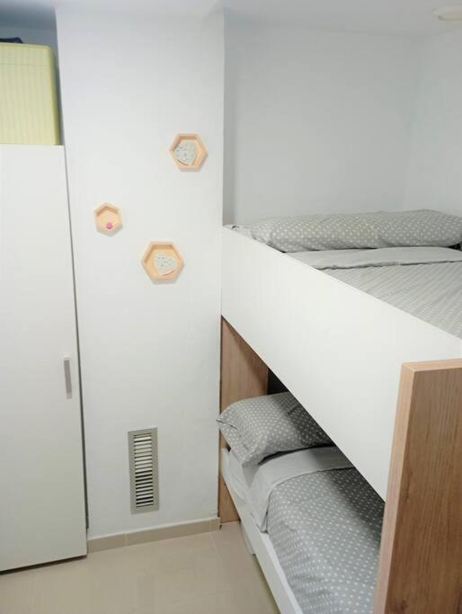 Apartamento En Primera Linea De Mar ロザス エクステリア 写真