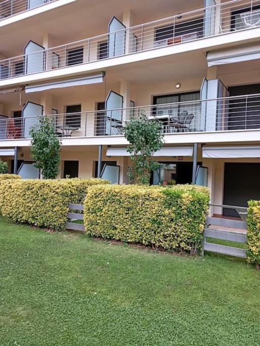 Apartamento En Primera Linea De Mar ロザス エクステリア 写真